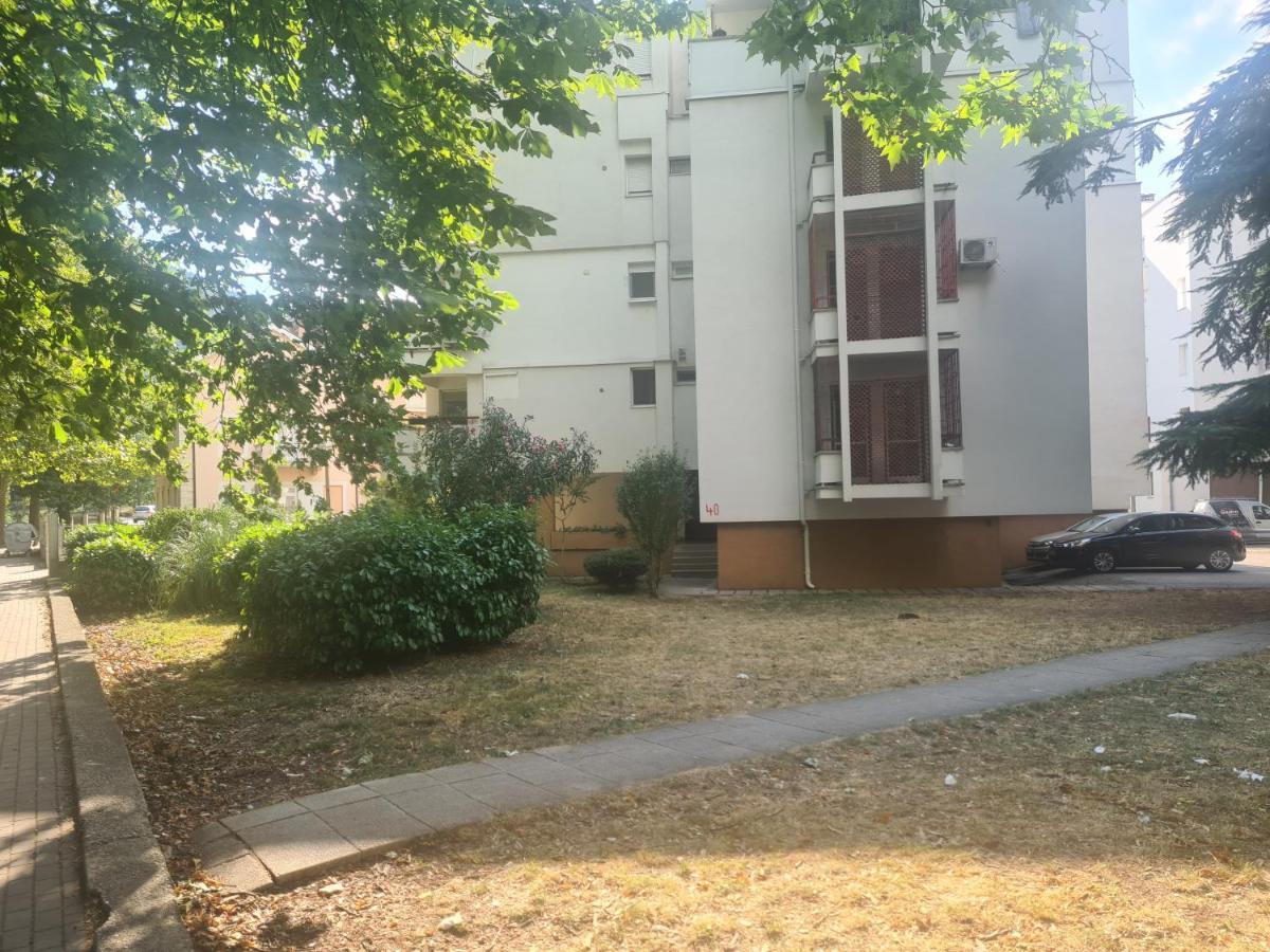 City Mid Mostar Apartment Экстерьер фото
